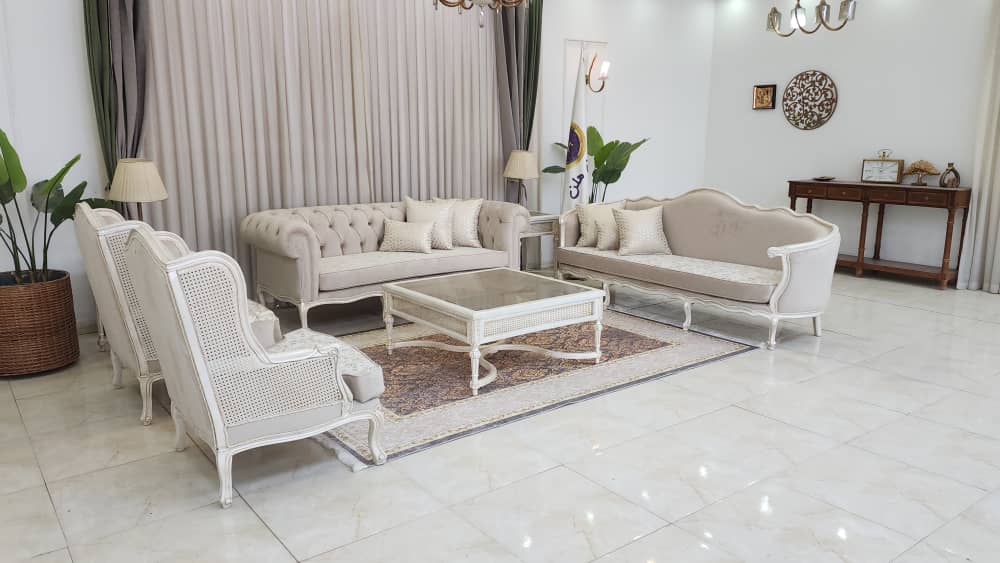 مبل کلاسیک نادیا